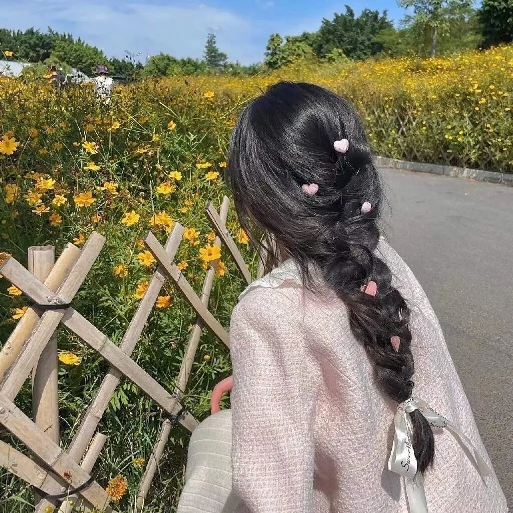 恋爱潜伏
