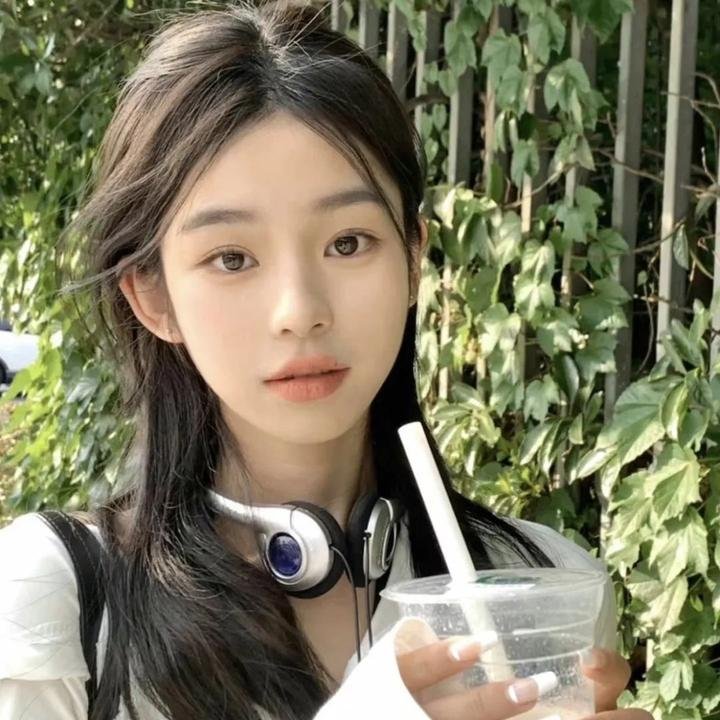 格雷戈里的女友